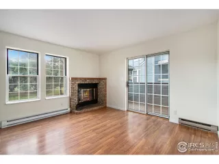 Photo #2: 986306 Listing