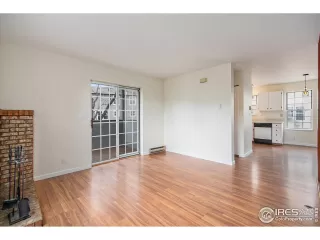 Photo #3: 986306 Listing