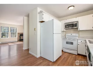 Photo #5: 986306 Listing