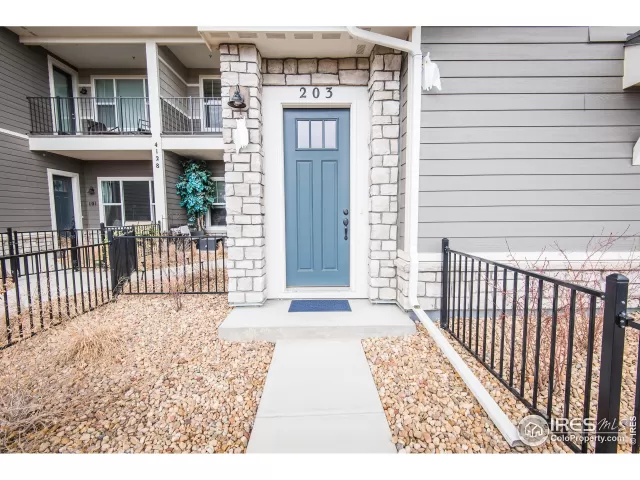 MLS: 986374 Condo For Sale