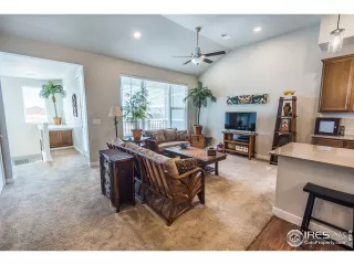 Photo #5: 986374 Listing