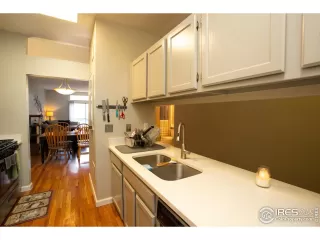 Photo #4: 986380 Listing 