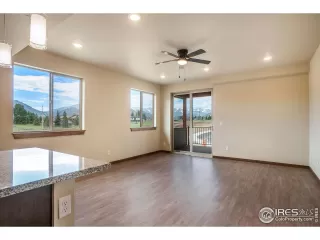 Photo #2: 986405 Listing