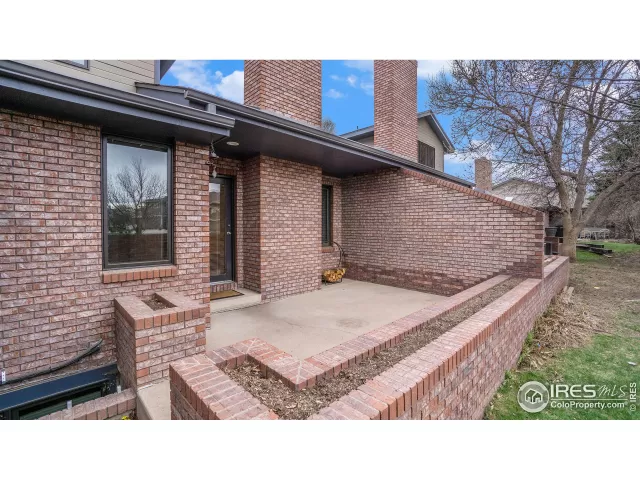 MLS: 986411 Condo For Sale