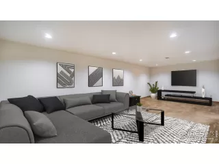 Photo #5: 986411 Listing