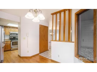 Photo #6: 986411 Listing