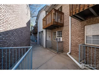 Photo #1: 986418 Listing