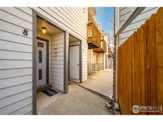 Photo #2: 986418 Listing