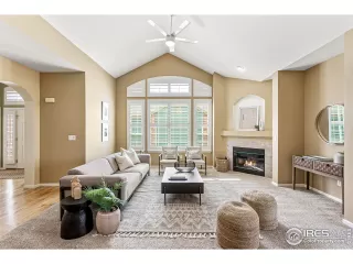 Photo #1: 986420 Listing