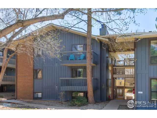 MLS: 986427 Condo For Sale