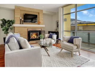 Photo #4: 986439 Listing