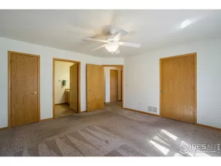 Photo #4: 986461 Listing