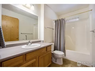 Photo #6: 986461 Listing