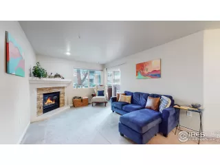 Photo #3: 986462 Listing