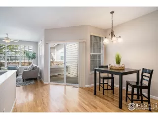 Photo #4: 986477 Listing