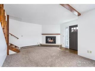 Photo #4: 986528 Listing