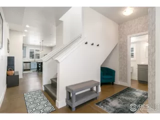 Photo #1: 986553 Listing