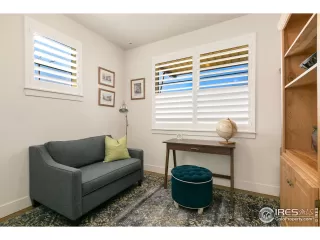 Photo #4: 986553 Listing