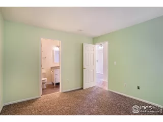 Photo #6: 986614 Listing