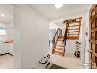 Photo #3: 986655 Listing