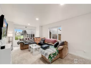 Photo #4: 986655 Listing