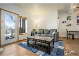 Photo #1: 986708 Listing