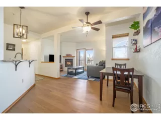 Photo #6: 986708 Listing