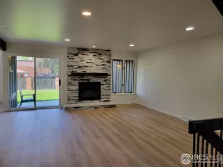 Photo #5: 986724 Listing