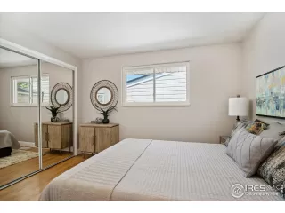 Photo #3: 986792 Listing