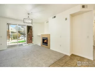 Photo #3: 986863 Listing