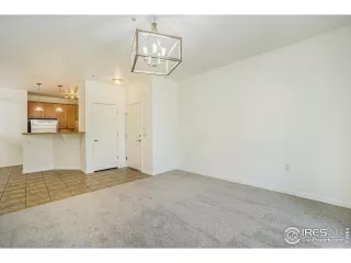 Photo #5: 986863 Listing