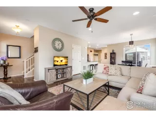 Photo #3: 986903 Listing