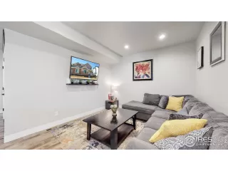 Photo #2: 986905 Listing