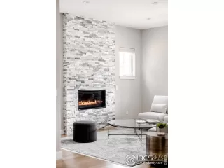 Photo #5: 986971 Listing 