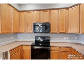 Photo #6: 986981 Listing