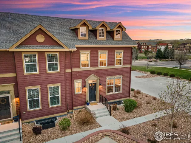 MLS: 987010 Condo For Sale