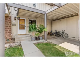 Photo #3: 987047 Listing