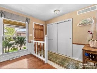 Photo #4: 987047 Listing