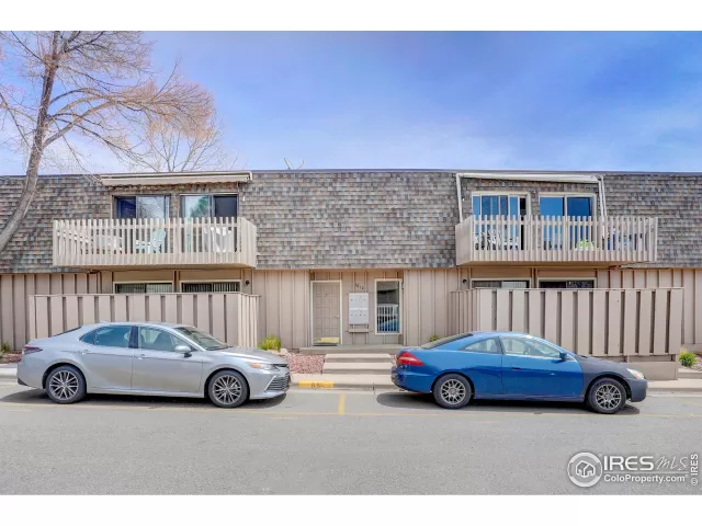 MLS: 987060 Condo For Sale