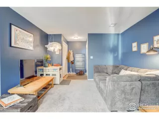 Photo #5: 987060 Listing