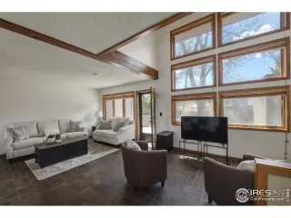 Photo #4: 987067 Listing 