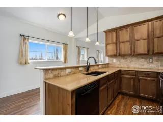 Photo #3: 987109 Listing