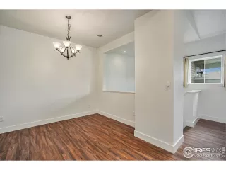 Photo #6: 987109 Listing