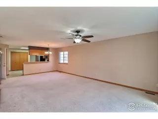 Photo #4: 987130 Listing