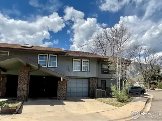 Photo #2: 987160 Listing