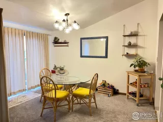 Photo #4: 987160 Listing