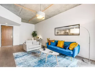 Photo #1: 987297 Listing