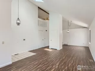 Photo #4: 987323 Listing