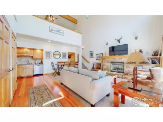 Photo #2: 987472 Listing