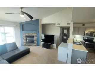 Photo #3: 987473 Listing